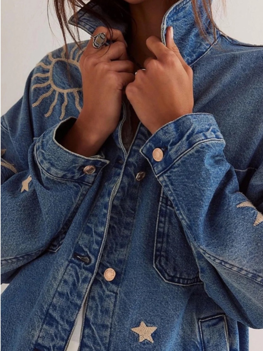 Vault of Heaven Embroidered Denim Jacket in Blue Wash sz XL NWT $149R